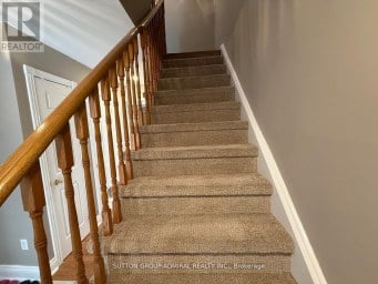 39 APRIL GARDENS Aurora (Aurora Heights) Ontario photo 17