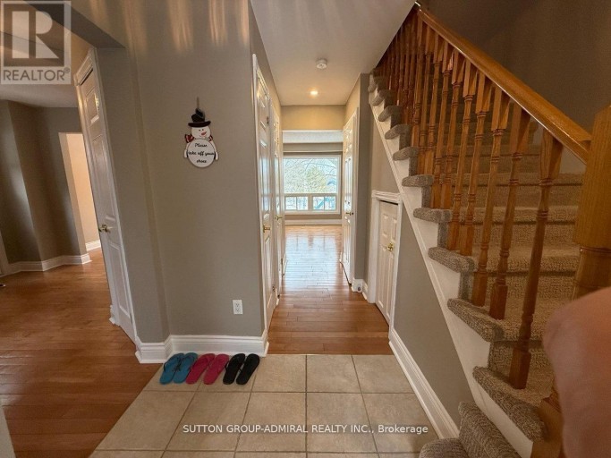 39 APRIL GARDENS, Aurora (Aurora Heights), Ontario, L4G4R7