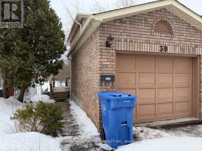 39 APRIL GARDENS, Aurora (Aurora Heights), Ontario, L4G4R7