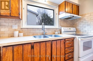 1347 MARY STREET N Oshawa (Samac) Ontario photo 13