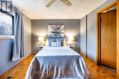 1347 MARY STREET N Oshawa (Samac) Ontario photo 26