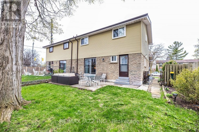 1347 MARY STREET N, Oshawa (Samac), Ontario, L1G6T2