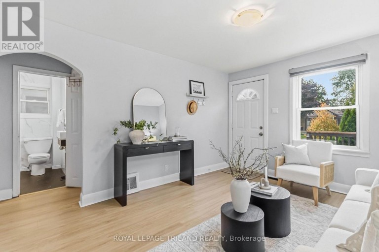 1628 CHURCHILL AVENUE, London East (East H), Ontario, N5W2K9