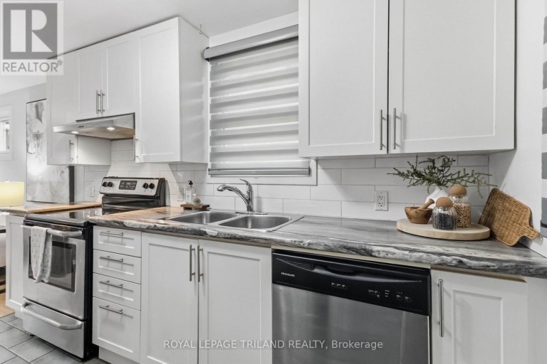 1628 CHURCHILL AVENUE, London East (East H), Ontario, N5W2K9