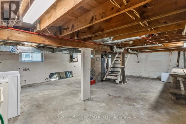 1628 CHURCHILL AVENUE, London East (East H), Ontario, N5W2K9