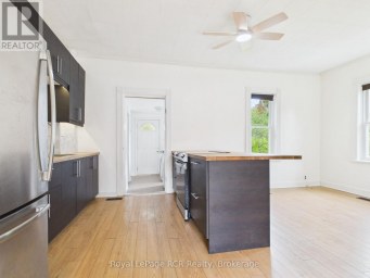 494 16TH STREET W Owen Sound Ontario photo 10