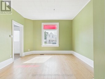494 16TH STREET W Owen Sound Ontario photo 5