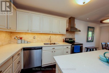 781 PAM CRESCENT Newmarket (Huron Heights-Leslie Valley) Ontario photo 10