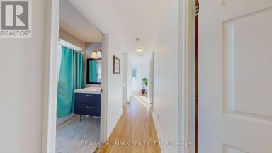 781 PAM CRESCENT Newmarket (Huron Heights-Leslie Valley) Ontario photo 22