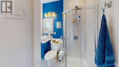 781 PAM CRESCENT Newmarket (Huron Heights-Leslie Valley) Ontario photo 32