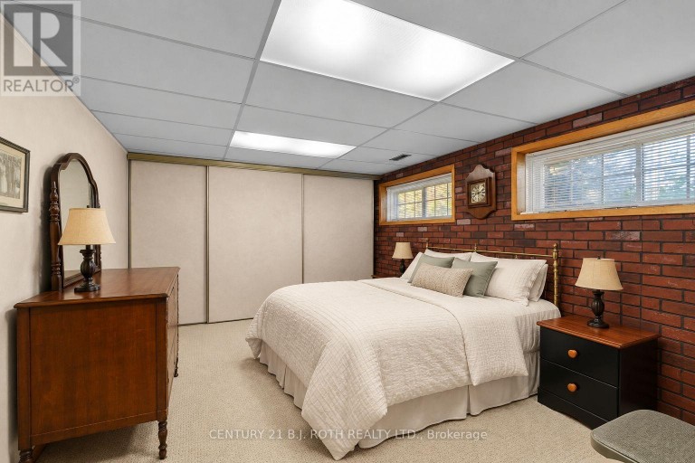 2067 MARCHMONT ROAD, Severn (Marchmont), Ontario, L3V6H2