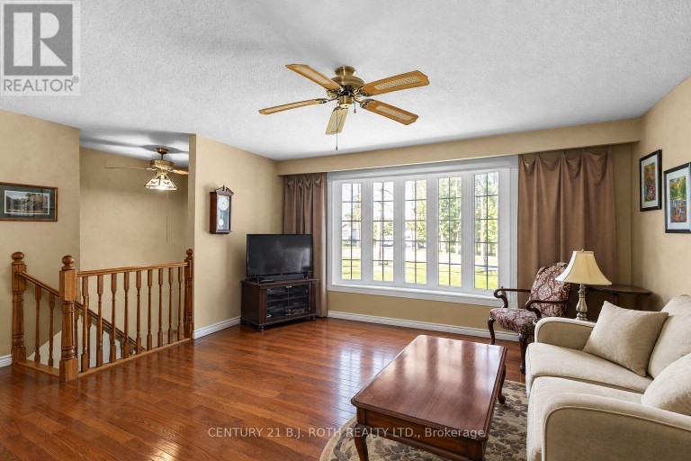 2067 MARCHMONT ROAD, Severn (Marchmont), Ontario, L3V6H2