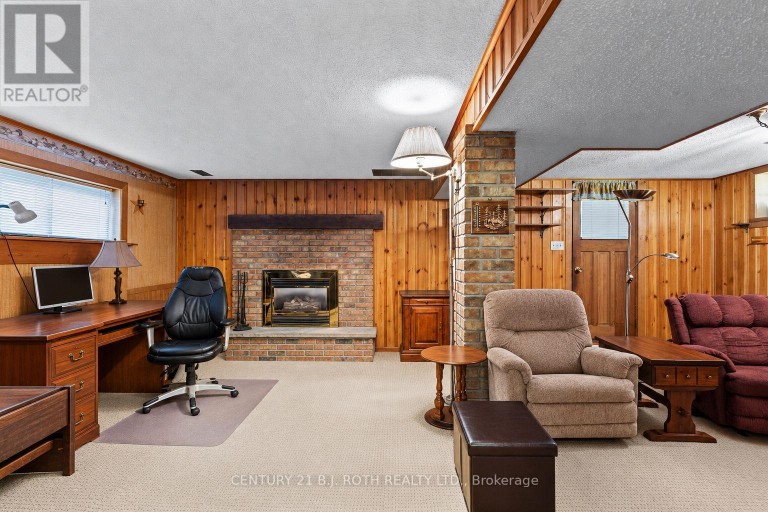2067 MARCHMONT ROAD, Severn (Marchmont), Ontario, L3V6H2