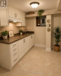 16 - 3250 THE CREDIT WOODLANDS Mississauga (Erindale) Ontario photo 12
