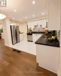 16 - 3250 THE CREDIT WOODLANDS Mississauga (Erindale) Ontario photo 5
