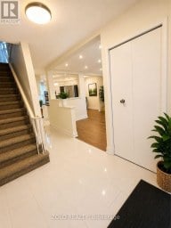 16 - 3250 THE CREDIT WOODLANDS Mississauga (Erindale) Ontario photo 6