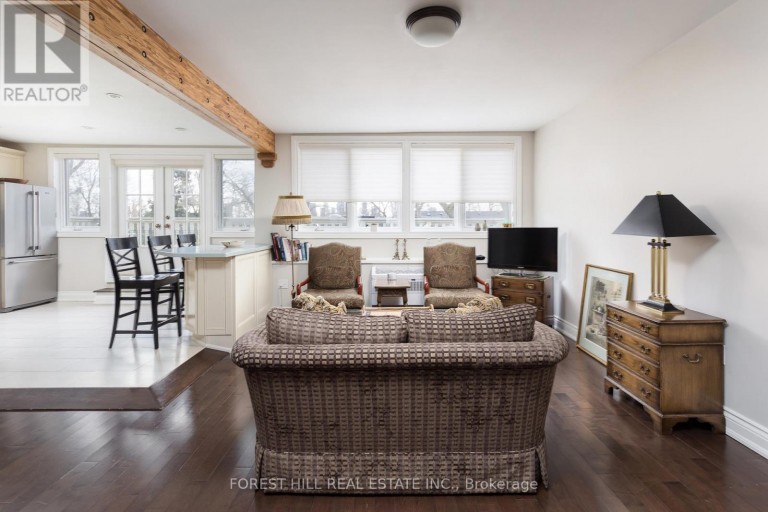 105 BALMORAL AVENUE, Toronto (Yonge-St. Clair), Ontario, M4V1J5