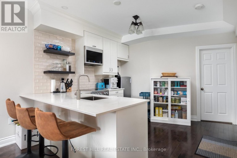 105 BALMORAL AVENUE, Toronto (Yonge-St. Clair), Ontario, M4V1J5