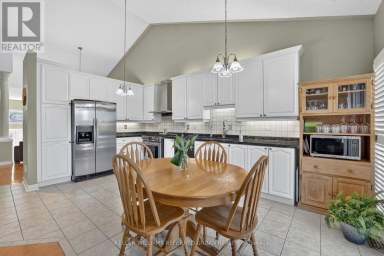 27 SUMMER VALLEY DRIVE Brampton (Snelgrove) Ontario photo 13