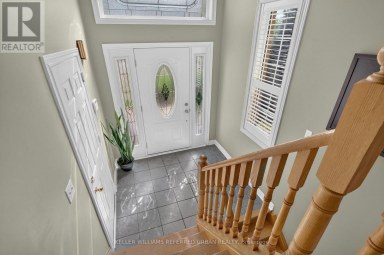 27 SUMMER VALLEY DRIVE Brampton (Snelgrove) Ontario photo 4