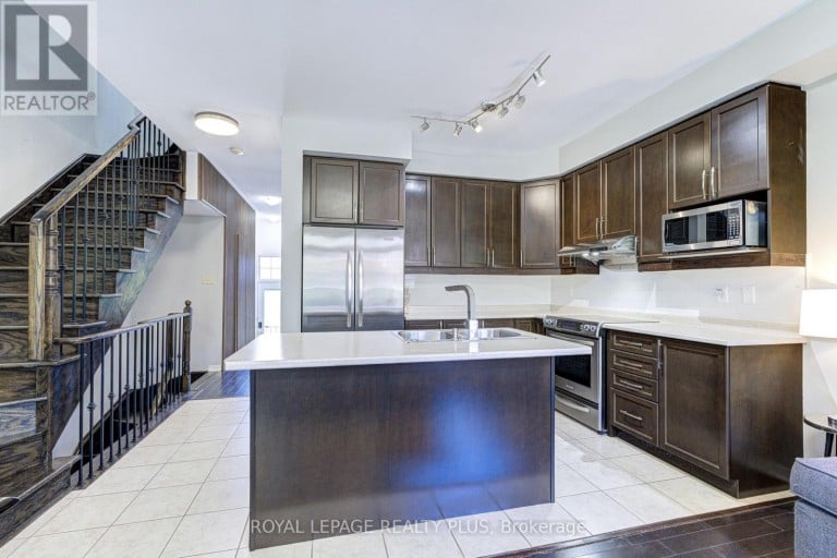 1 - 5750 TOSCA DRIVE, Mississauga (Churchill Meadows), Ontario, L5M0P7