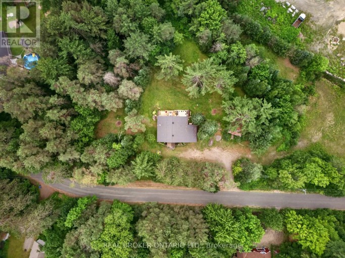 1018 WHITES ROAD, Muskoka Lakes (Medora), Ontario, P0B1J0