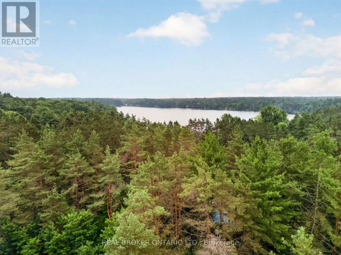 1018 WHITES ROAD, Muskoka Lakes (Medora), Ontario, P0B1J0