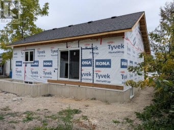 99 ST PATRICK STREET Kawartha Lakes (Lindsay) Ontario photo 4