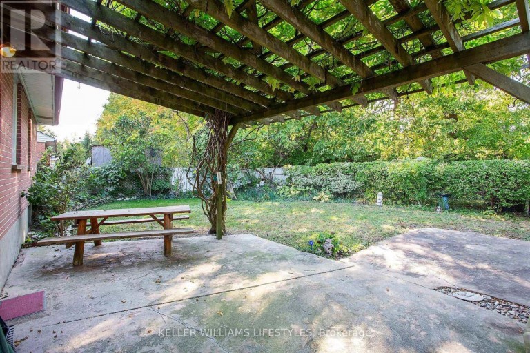 155 TROWBRIDGE AVENUE, London South (South D), Ontario, N6J3M2