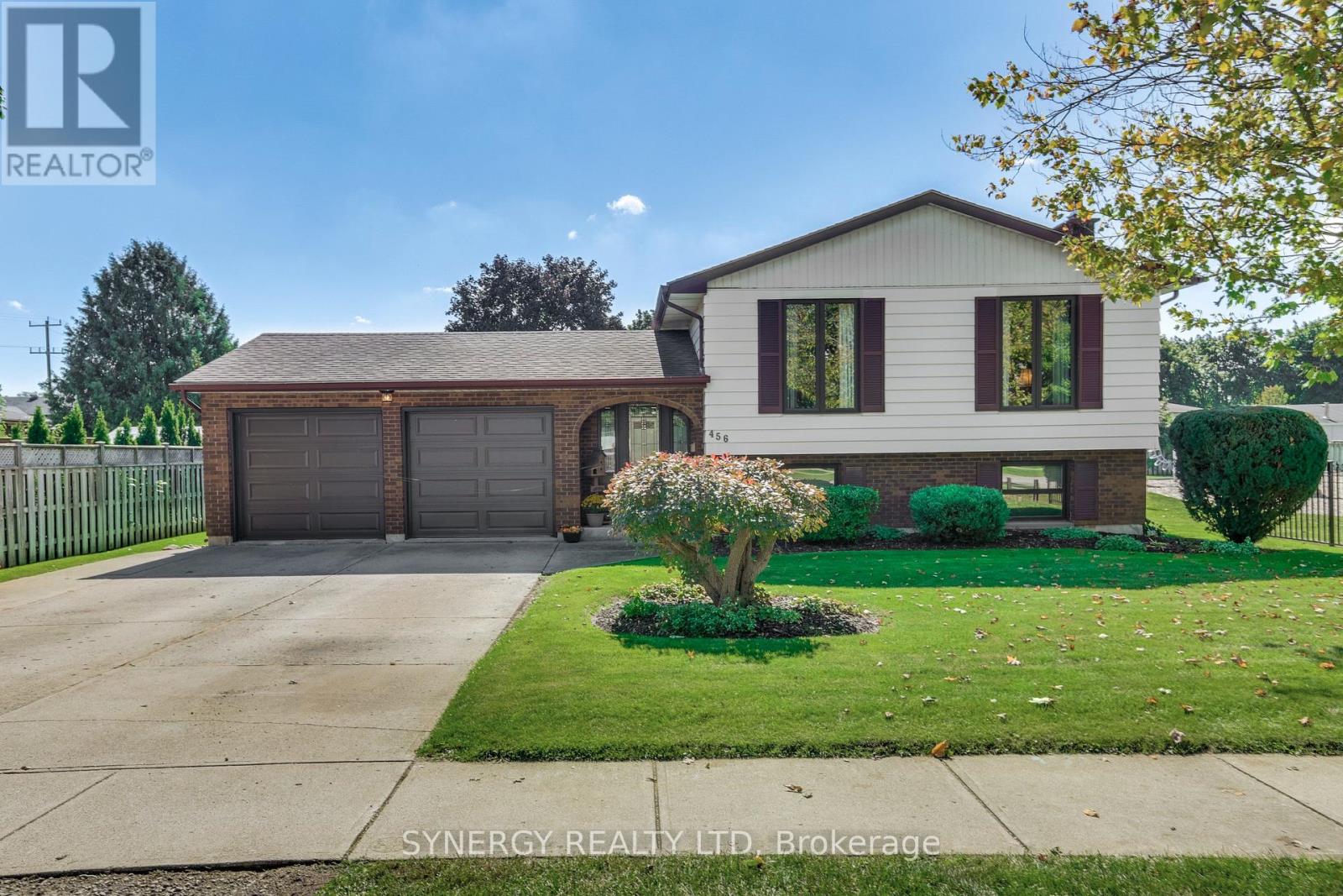 456 SAULSBURY STREET Strathroy-Caradoc (NW) Ontario