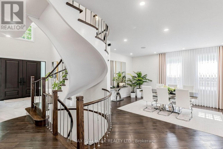 63 WILLETT CRESCENT, Richmond Hill (Mill Pond), Ontario, L4C7W2