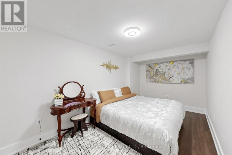 63 WILLETT CRESCENT, Richmond Hill (Mill Pond), Ontario, L4C7W2