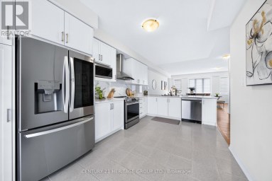 55 DELANO WAY Newmarket (Woodland Hill) Ontario photo 16