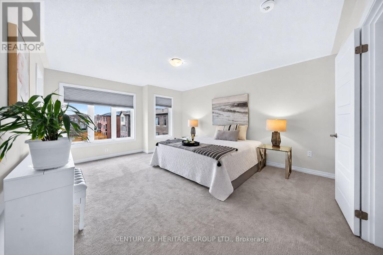55 DELANO WAY, Newmarket (Woodland Hill), Ontario, L3X0L4