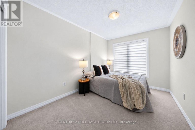 55 DELANO WAY, Newmarket (Woodland Hill), Ontario, L3X0L4