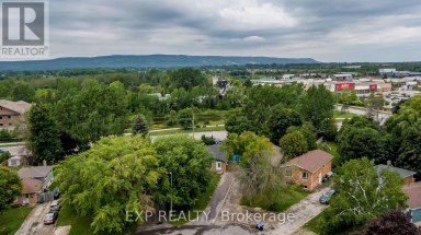 62 COURTICE CRESCENT Collingwood Ontario photo 46