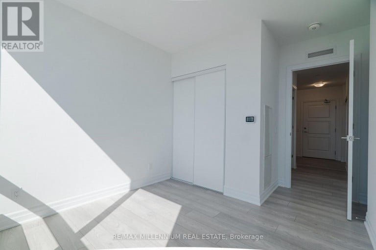 2607 - 36 ELM DRIVE W, Mississauga (Fairview), Ontario, L5B0N3