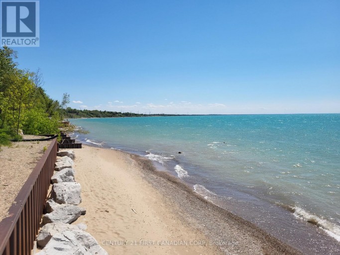 72599 STANLEY STREET, Bluewater (Hay), Ontario, N0M2T0