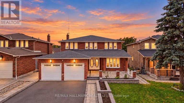44 OLYMPIA GATE, Vaughan (East Woodbridge), Ontario, L4L5K3