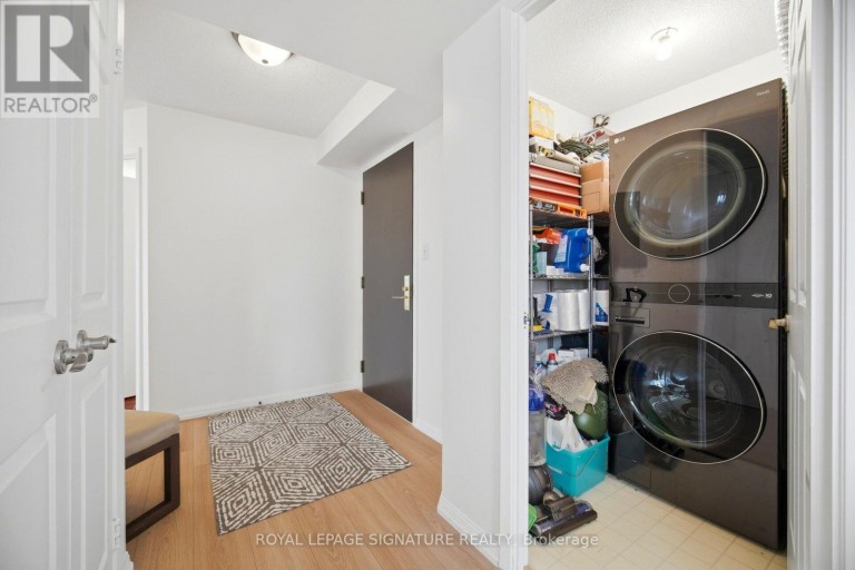 2310 - 55 KINGSBRIDGE GARDEN CIRCLE, Mississauga (Hurontario), Ontario, L5R1Y1