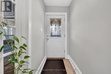 103 BELMONT AVENUE Hamilton (Crown Point) Ontario photo 6