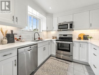 16 AVIS CRESCENT Toronto (O'Connor-Parkview) Ontario photo 17