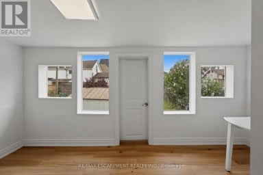 1062 CANNON STREET E Hamilton (Hill Park) Ontario photo 20