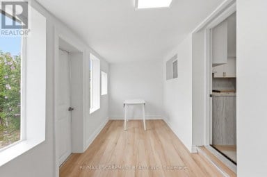 1062 CANNON STREET E Hamilton (Hill Park) Ontario photo 23