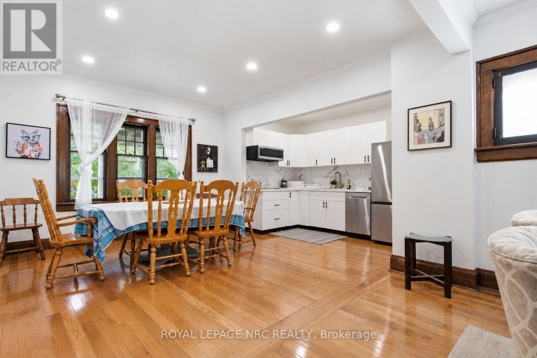 5134 VICTORIA AVENUE, Niagara Falls (Downtown), Ontario, L2E4E3