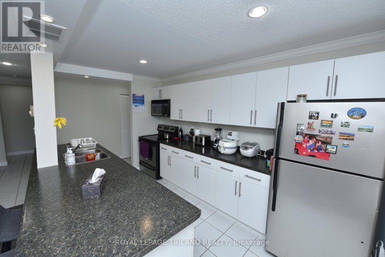 605 - 75 HUXLEY STREET, London South (South E), Ontario, N6J4W7