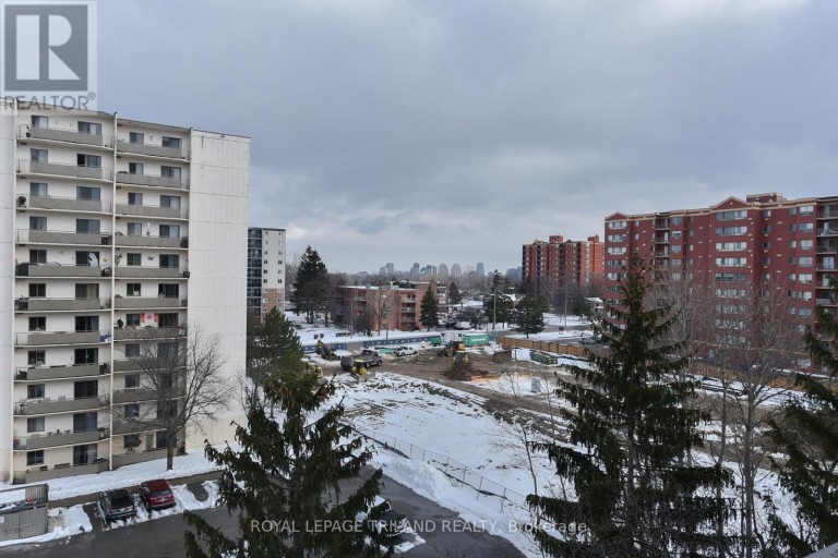 605 - 75 HUXLEY STREET, London South (South E), Ontario, N6J4W7
