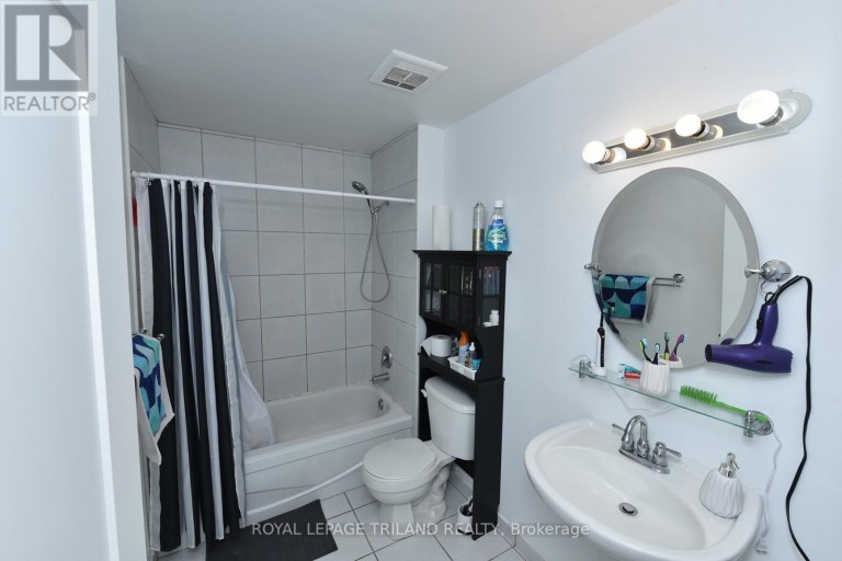 605 - 75 HUXLEY STREET, London South (South E), Ontario, N6J4W7