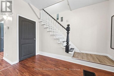 459 SOMERSET STREET Pembroke Ontario photo 3