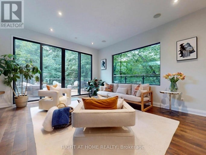 386 ROSEWELL AVENUE, Toronto (Lawrence Park South), Ontario, M4R2B4